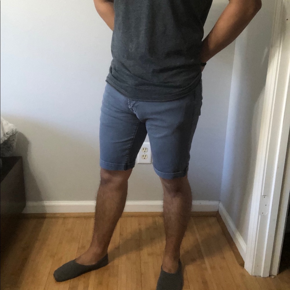 Gap 1969 Slim Fitted Shorts